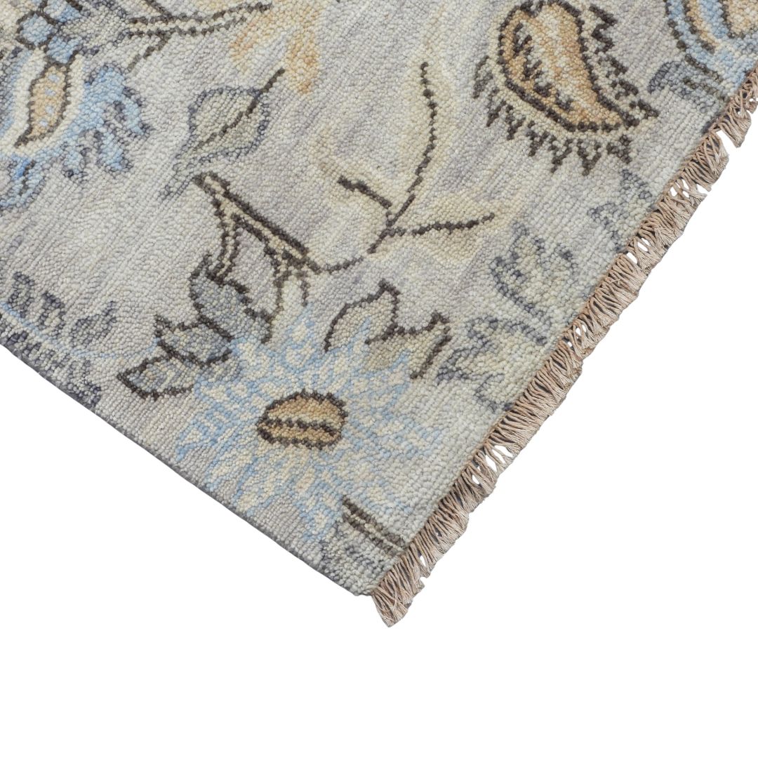 Viraaj Traditional Hand Knotted Ivory Carpet