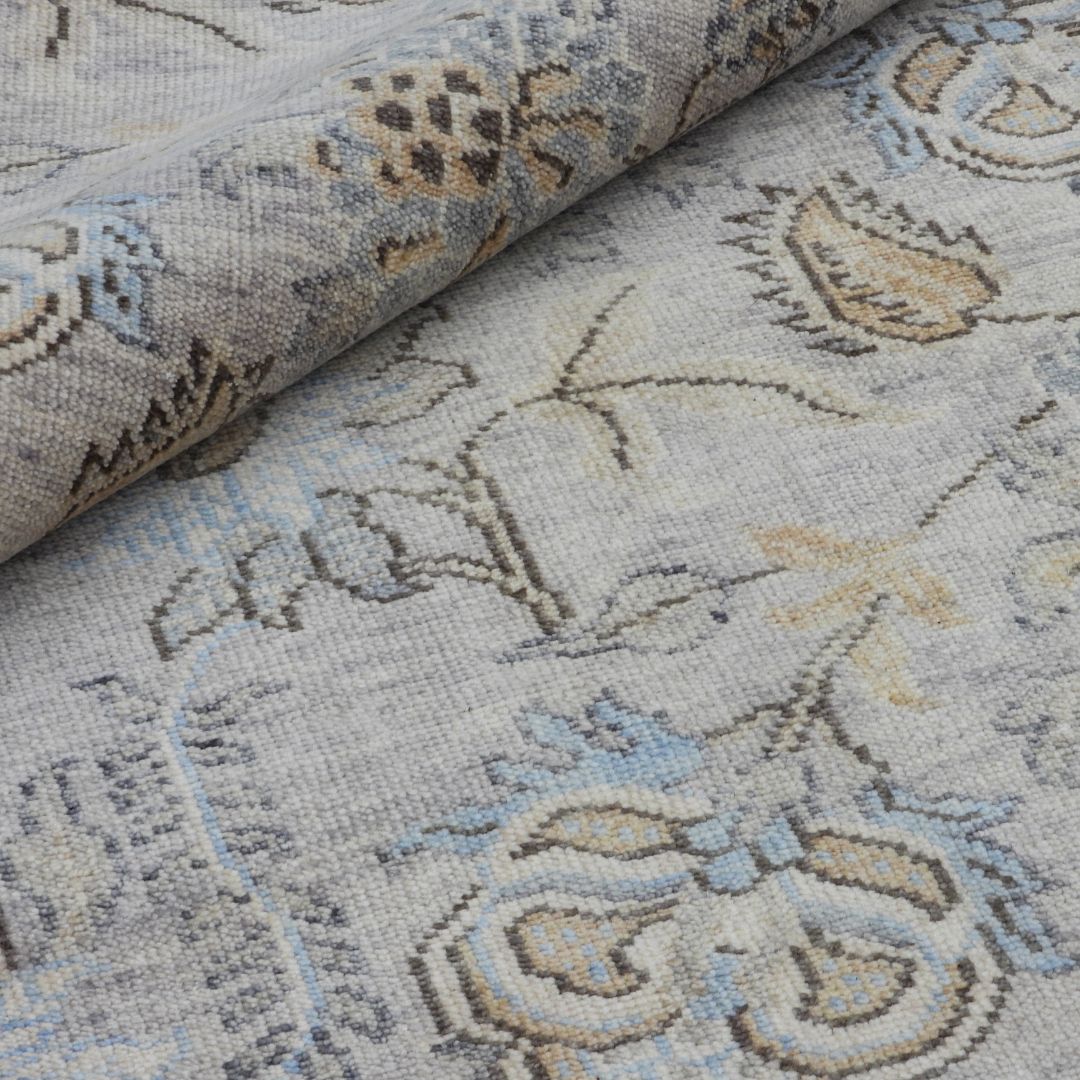 Viraaj Traditional Hand Knotted Ivory Carpet